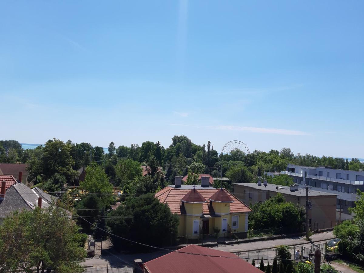 Appartement Profi Keco Apartman à Balatonalmádi Extérieur photo